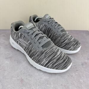 Skechers Shoes Women's 8 Performance Go-Walk JOY GoGa Max Sneakers SN15614